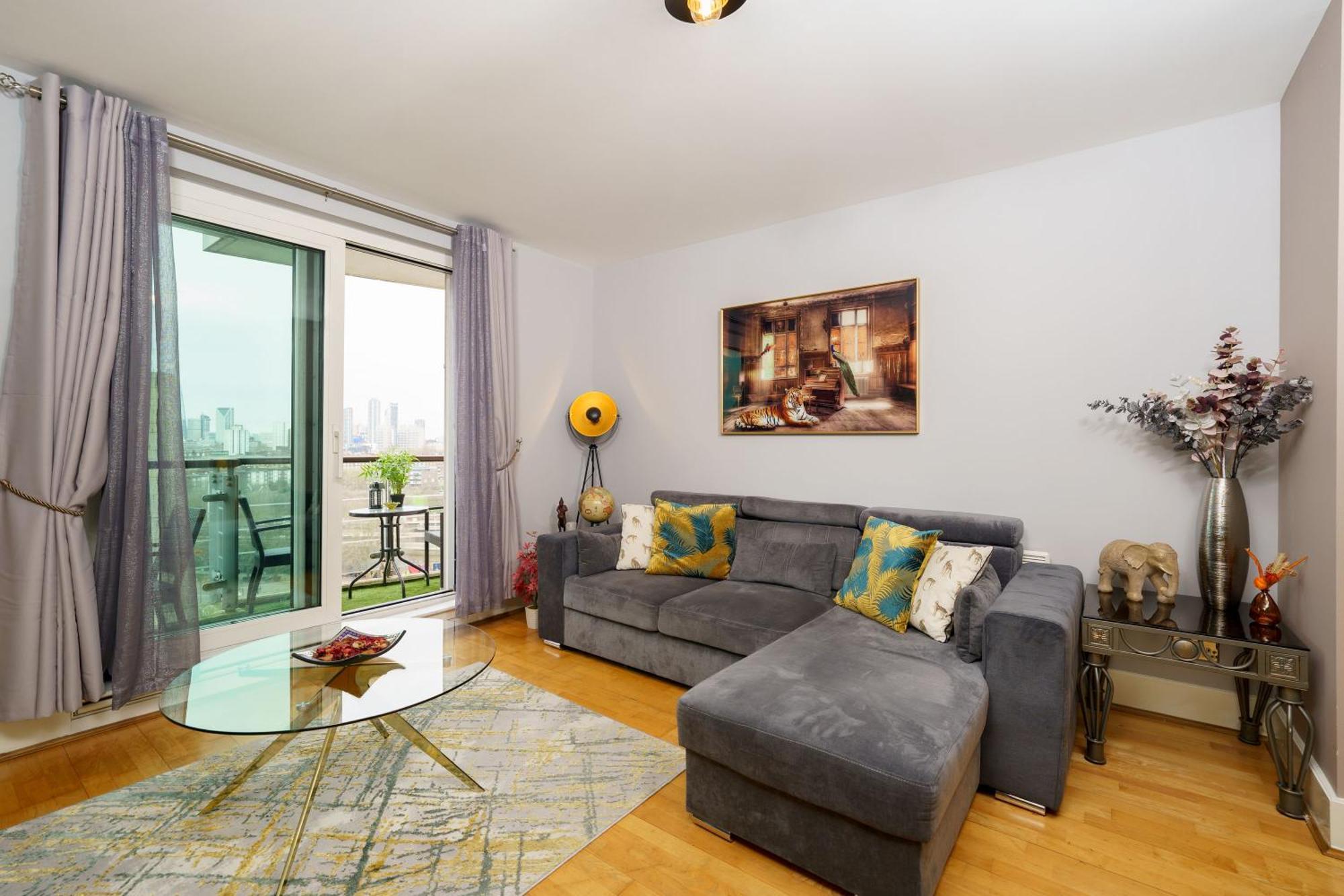 St George Thames Apartment ロンドン エクステリア 写真